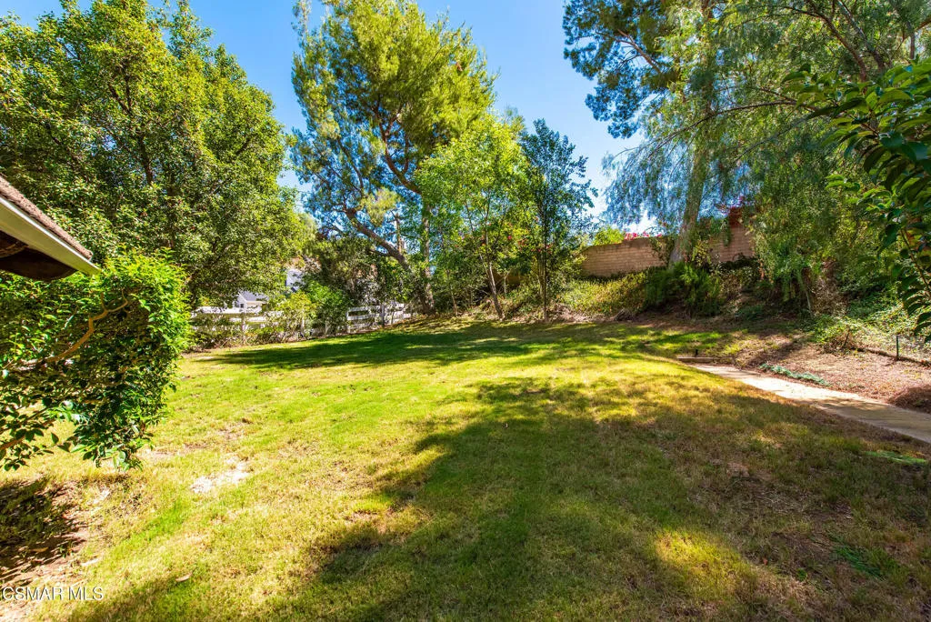 24910 John Fremont Road, Hidden Hills, California 91302 home-pic-40