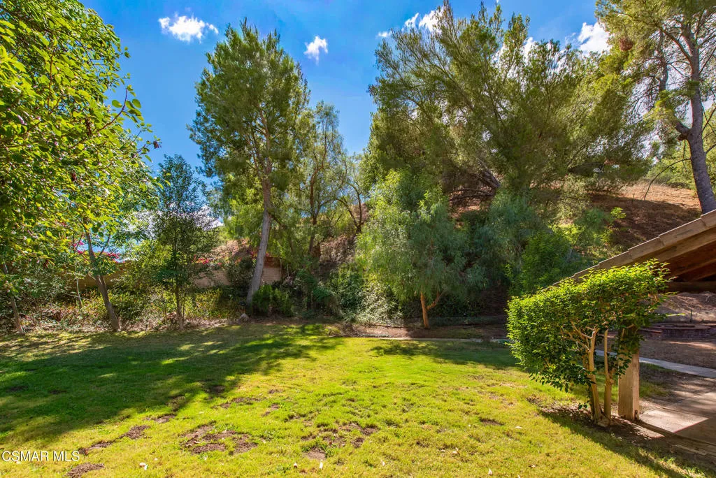 24910 John Fremont Road, Hidden Hills, California 91302 home-pic-42