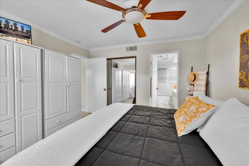 2700 Lawrence Crossley Road 83, Palm Springs, California 92264 home-pic-19