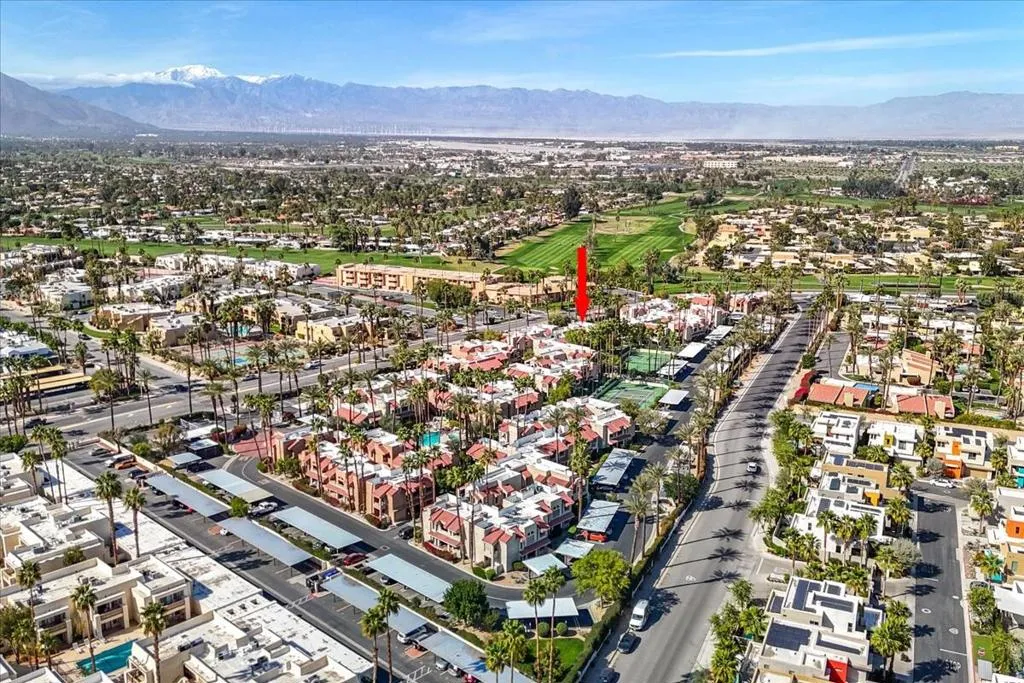 2700 Lawrence Crossley Road 83, Palm Springs, California 92264 home-pic-43