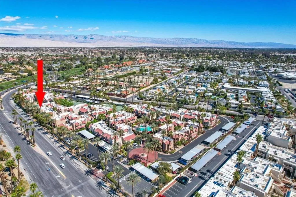 2700 Lawrence Crossley Road 83, Palm Springs, California 92264 home-pic-41