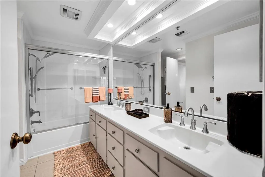 2700 Lawrence Crossley Road 83, Palm Springs, California 92264 home-pic-21