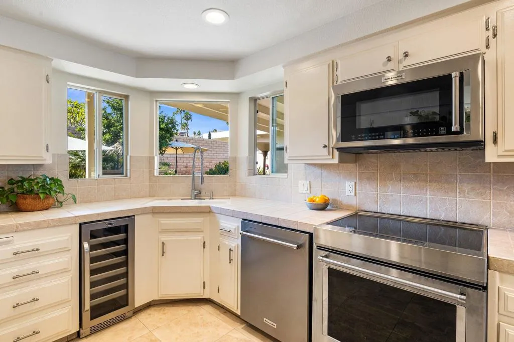 73465 Silver Moon Trail, Palm Desert, California 92260 home-pic-16