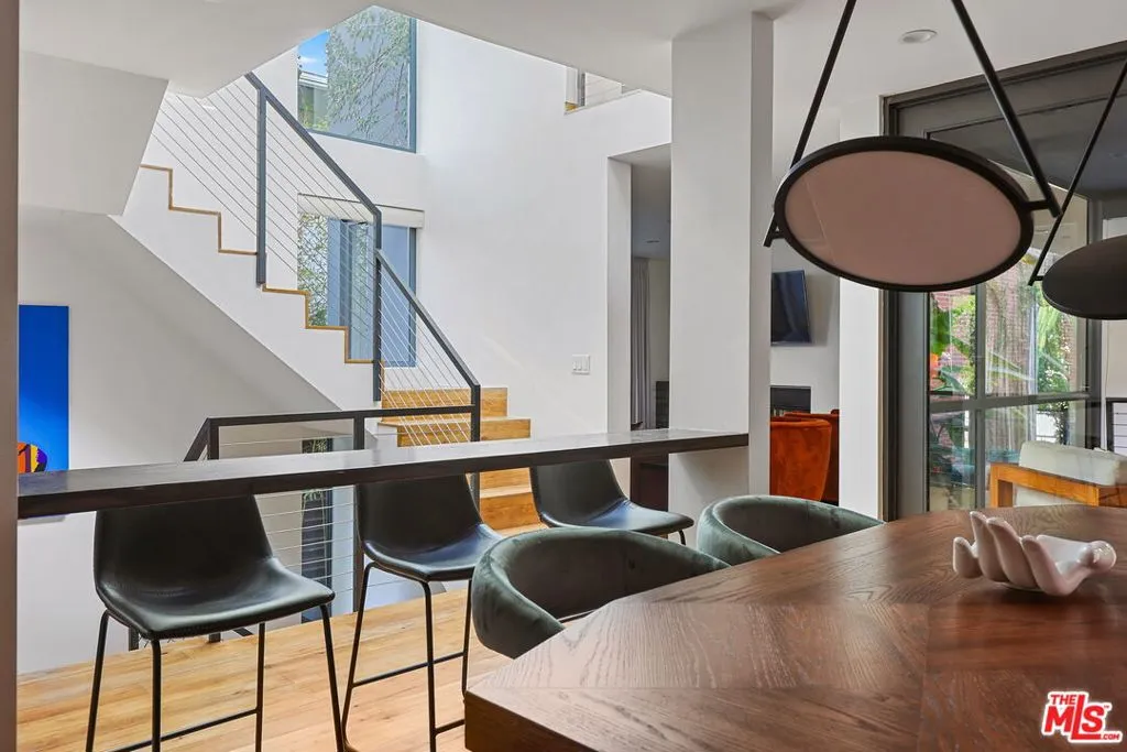 7 Vicente Terrace, Santa Monica, California 90401 home-pic-20