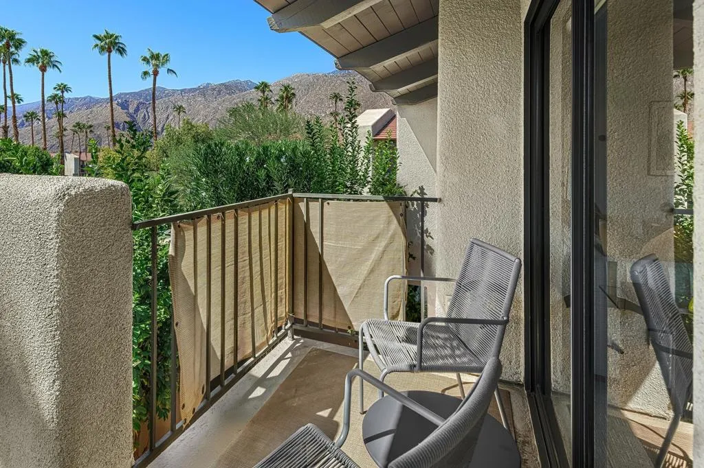 353 N Hermosa Drive 9c2, Palm Springs, California 92262 home-pic-22