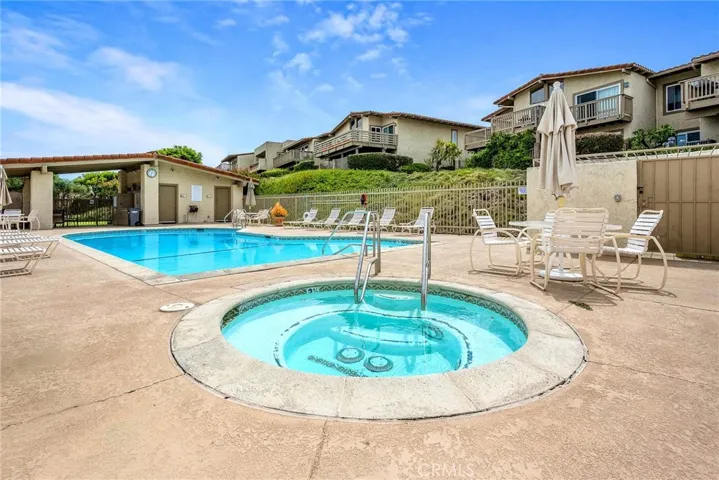 4 Hilltop Circle, Rancho Palos Verdes, California 90275