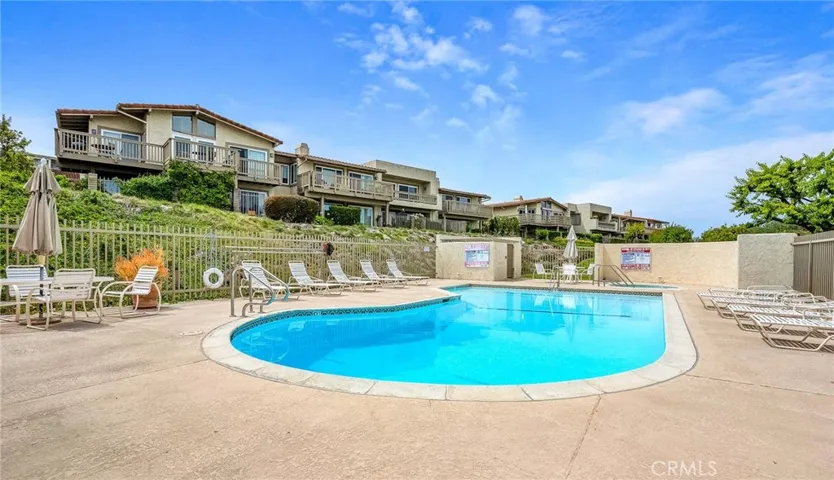 4 Hilltop Circle, Rancho Palos Verdes, California 90275