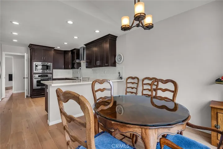 4 Hilltop Circle, Rancho Palos Verdes, California 90275