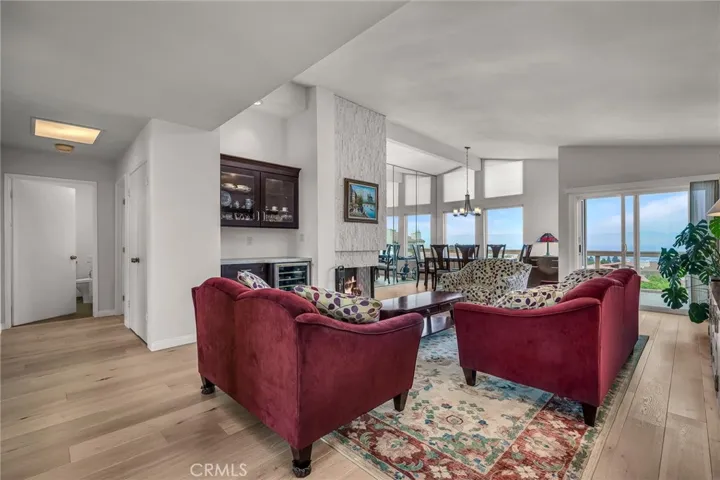 4 Hilltop Circle, Rancho Palos Verdes, California 90275