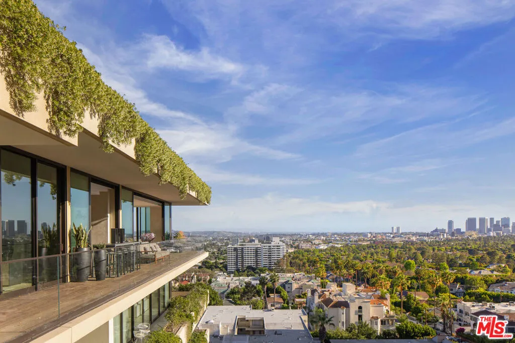 9040 W Sunset Boulevard 905, West Hollywood, California 90069 home-pic-7