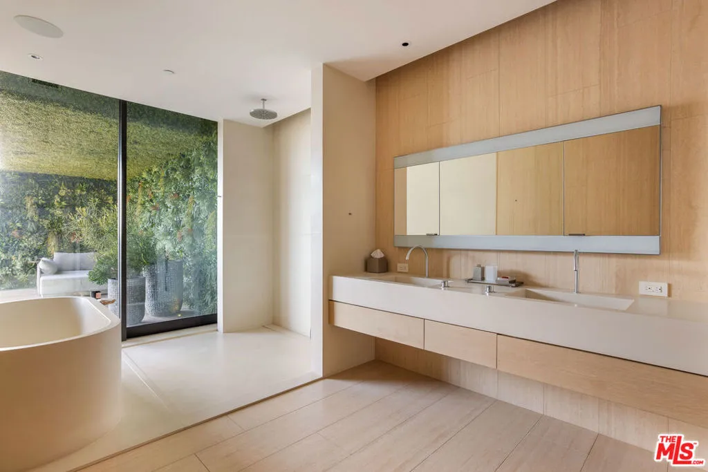 9040 W Sunset Boulevard 905, West Hollywood, California 90069 home-pic-13
