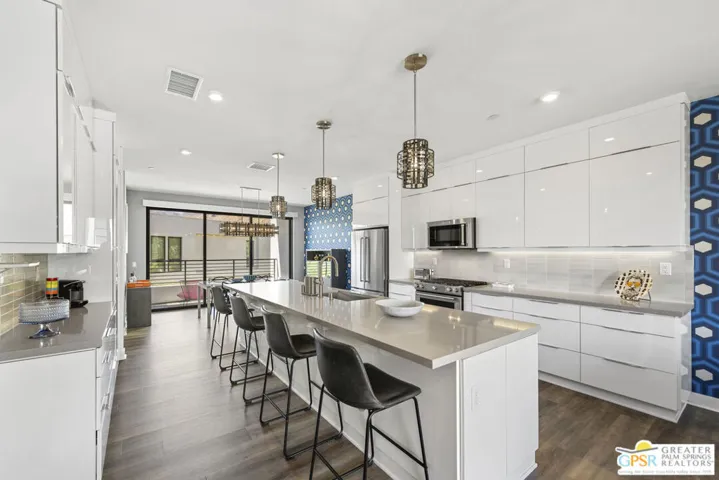 467 Huddle Springs Way, Palm Springs, California 92264