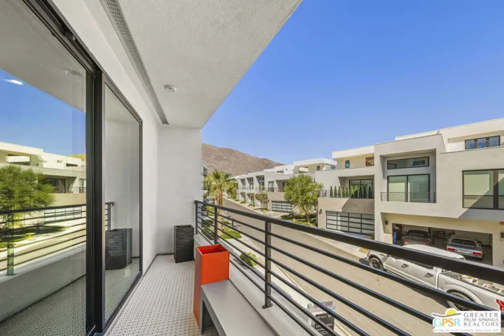 467 Huddle Springs Way, Palm Springs, California 92264