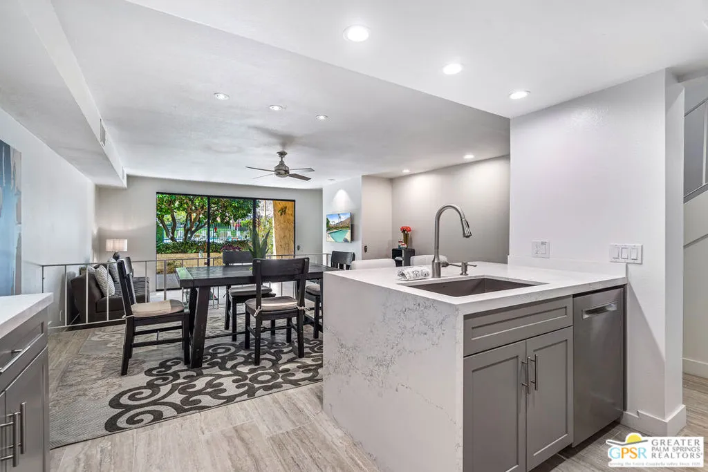 2029 S Ramitas Way, Palm Springs, California 92264 home-pic-9