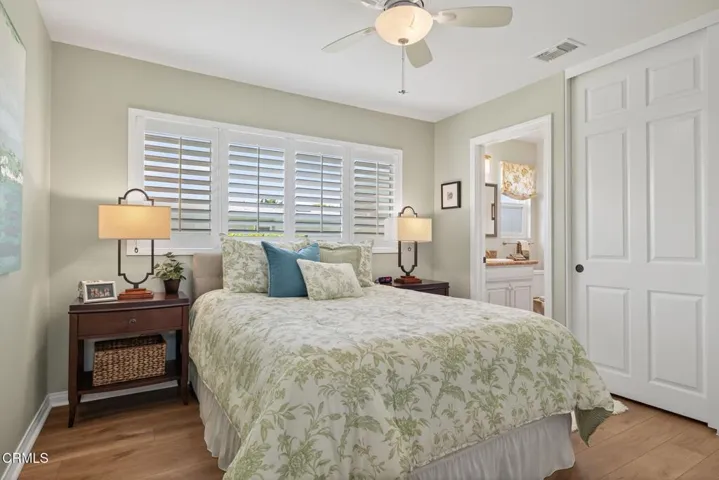 43-web-or-mls-013_UpmarketMedia-271EFie-