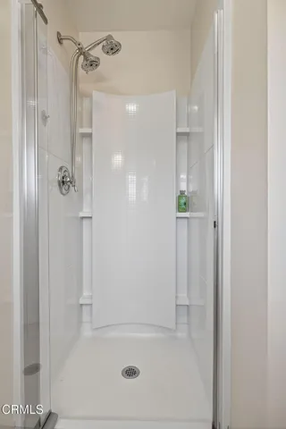 48-web-or-mls-018_UpmarketMedia-271EFie-