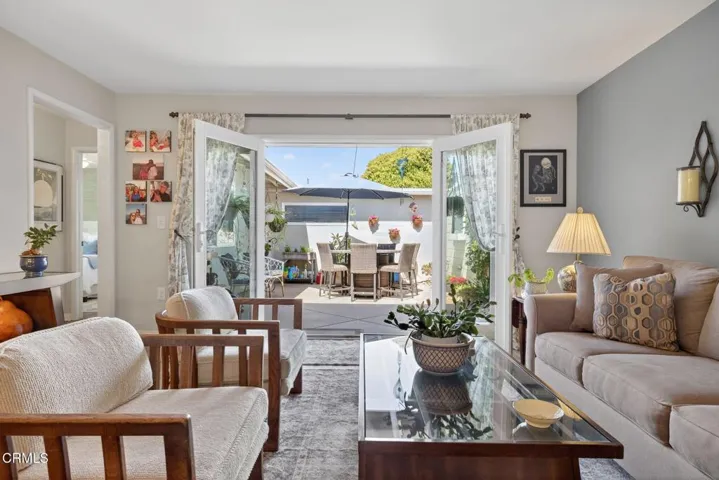 16-web-or-mls-061_UpmarketMedia-271EFie-