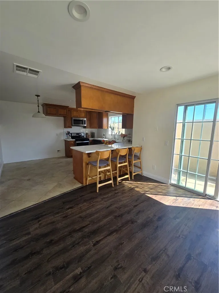 15539 Woodruff Avenue 17, Bellflower, California 90706 home-pic-9