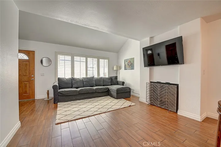 18683 Applewood Circle 16, Huntington Beach, California 92646