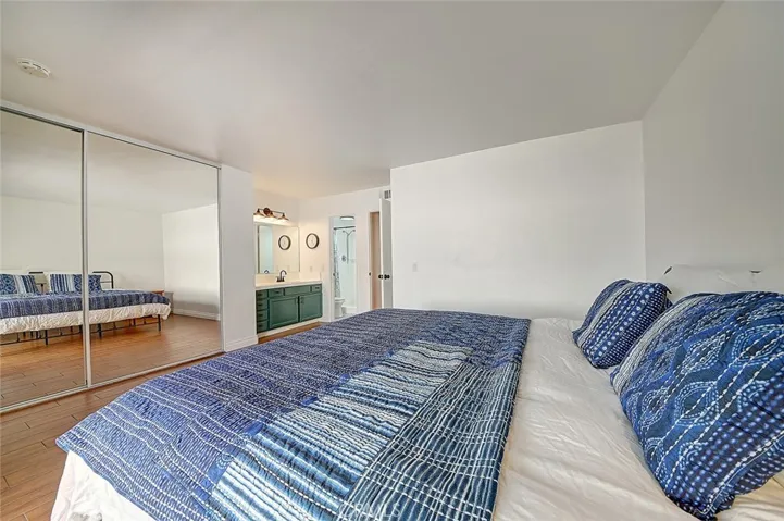 18683 Applewood Circle 16, Huntington Beach, California 92646