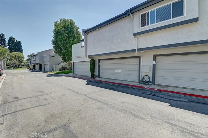18683 Applewood Circle 16, Huntington Beach, California 92646