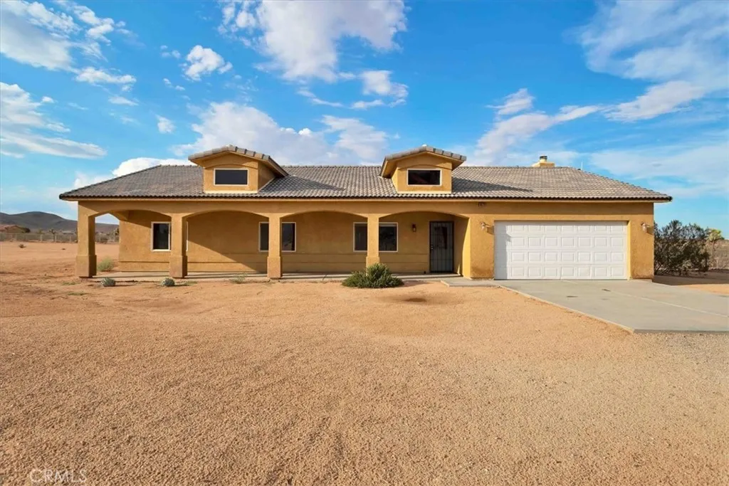60726 Mason Drive, Joshua Tree, California 92252 home-pic-3