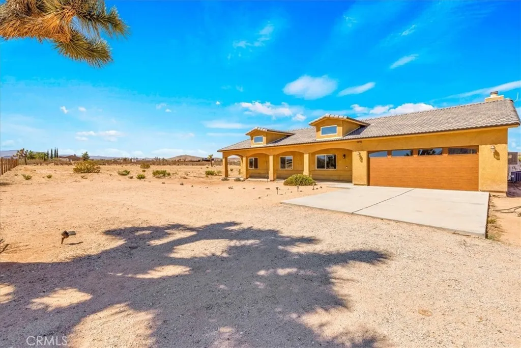 60726 Mason Drive, Joshua Tree, California 92252 home-pic-5