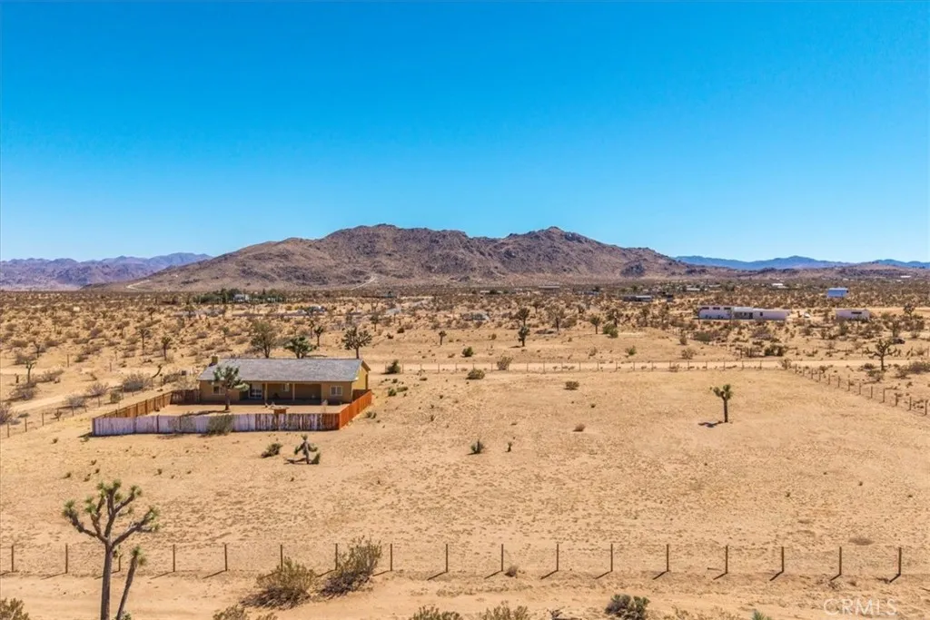 60726 Mason Drive, Joshua Tree, California 92252 home-pic-45