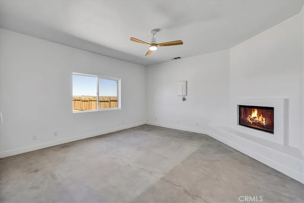 60726 Mason Drive, Joshua Tree, California 92252 home-pic-16