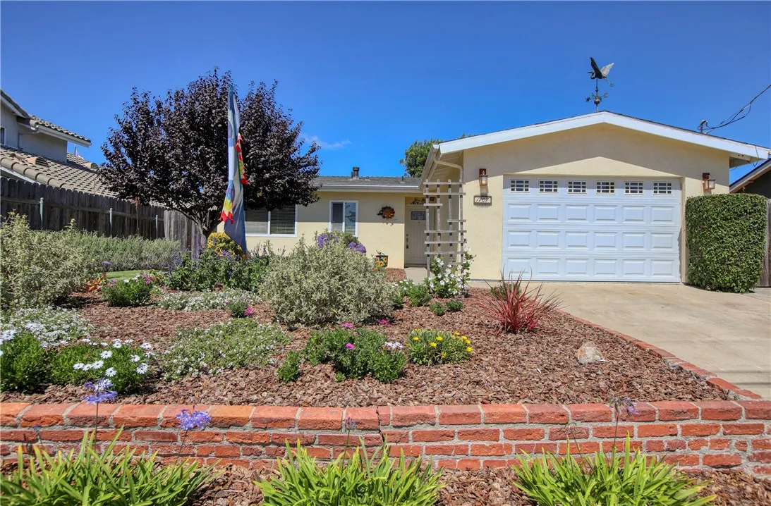 1707 Seabright Avenue, Grover Beach, California 93433 — photo 4