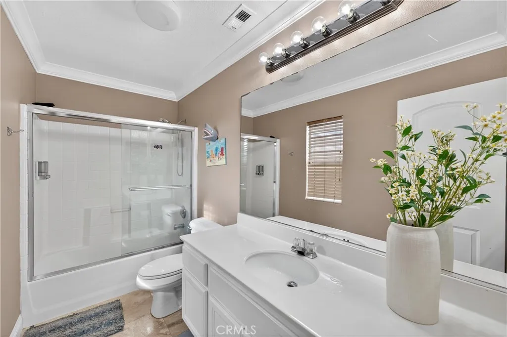 10 Calais, Irvine, California 92602 home-pic-23