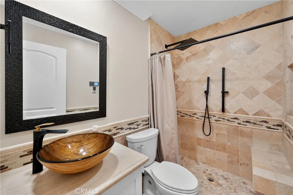 10 Calais, Irvine, California 92602 home-pic-28