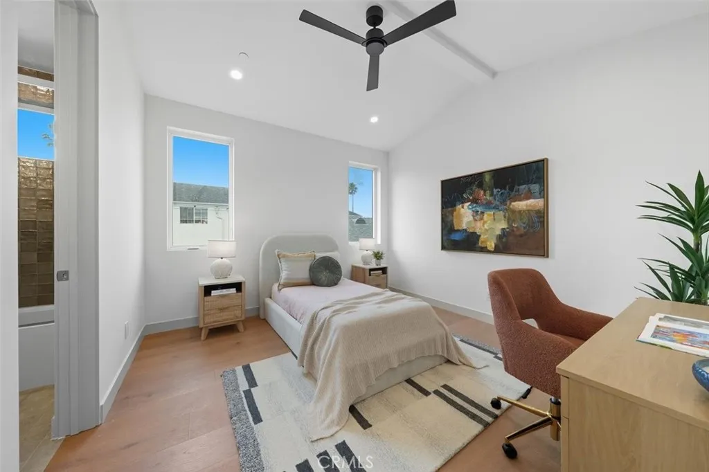 2904 Palm Avenue, Manhattan Beach, California 90266 home-pic-35
