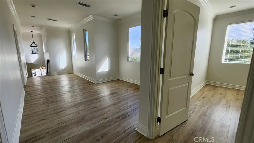 5845 Hilltop Road, Hidden Hills, California 91302