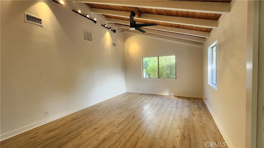 5845 Hilltop Road, Hidden Hills, California 91302
