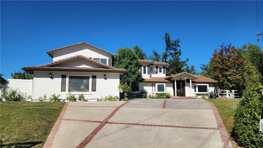 5845 Hilltop Road, Hidden Hills, California 91302