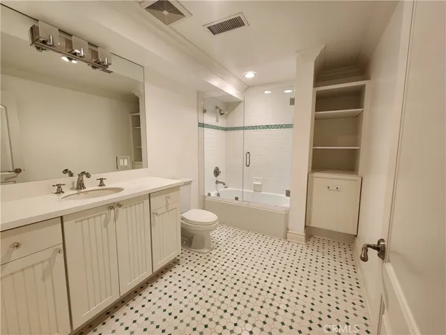 5845 Hilltop Road, Hidden Hills, California 91302