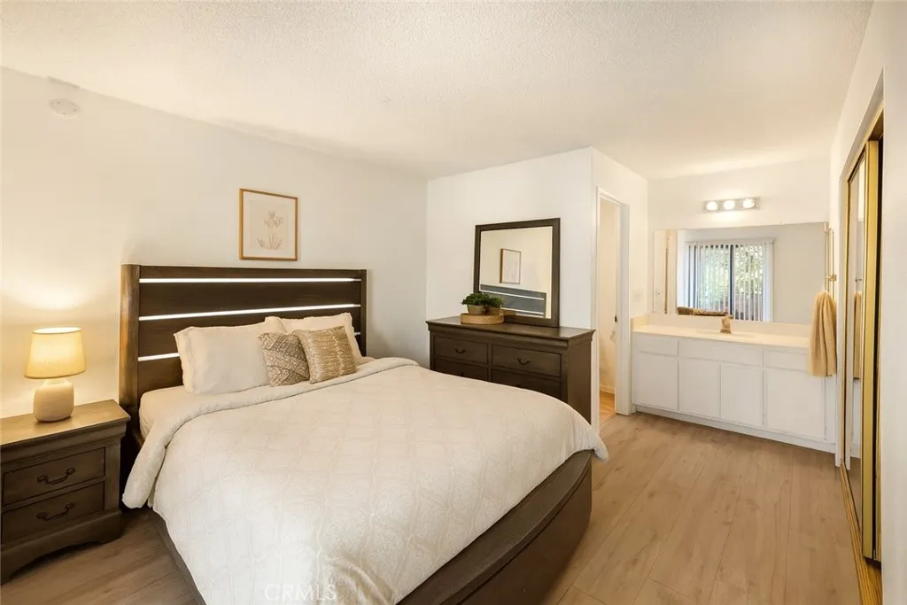 8333 Vineyard Ave 4, Rancho Cucamonga, California 91730 home-pic-6