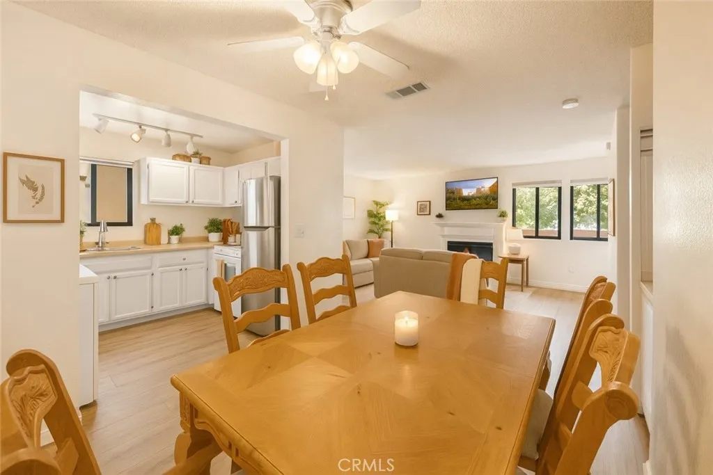 8333 Vineyard Ave 4, Rancho Cucamonga, California 91730 home-pic-2
