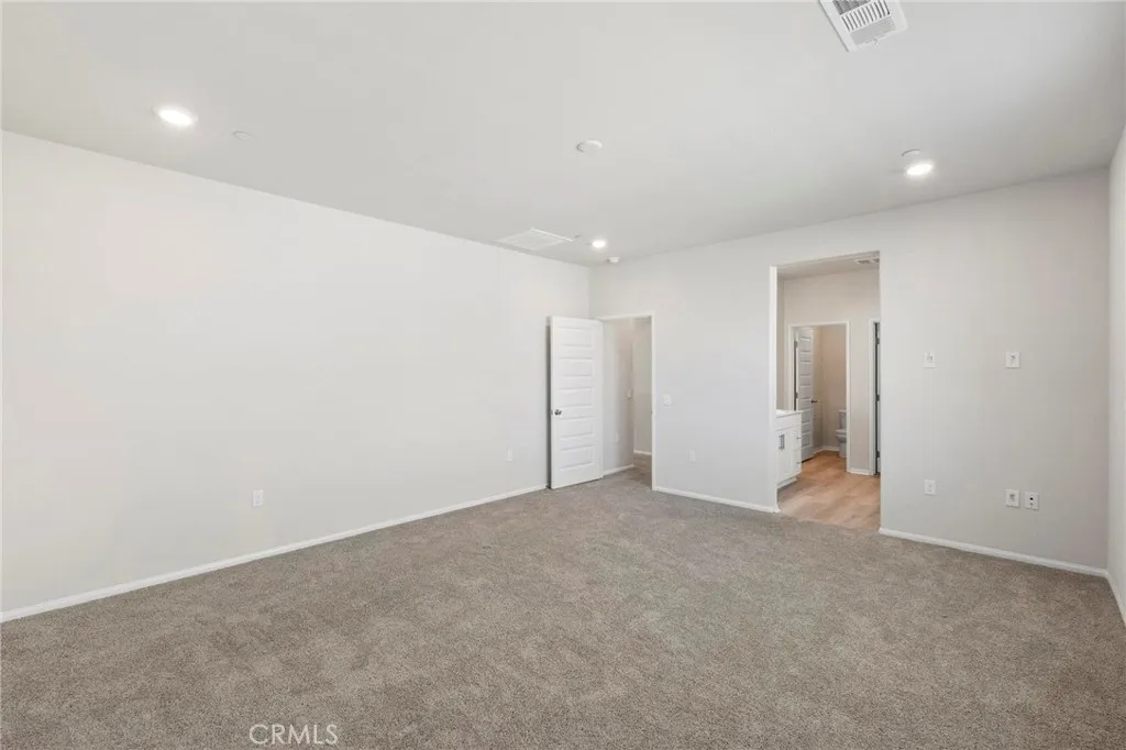 19409 Brush Creek Way, Lake Elsinore, California 92532 home-pic-24