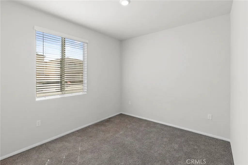 19409 Brush Creek Way, Lake Elsinore, California 92532 home-pic-13