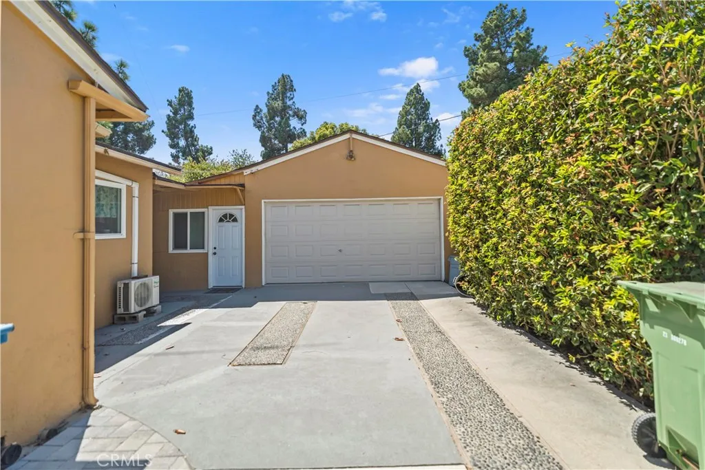 2409 Siwanoy Dr, Alhambra, California 91803 home-pic-10