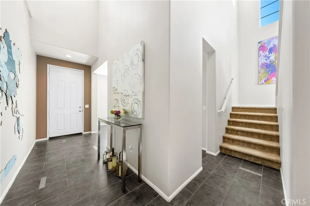 28648 Iron Village Drive, Valencia, California 91354 home-pic-19