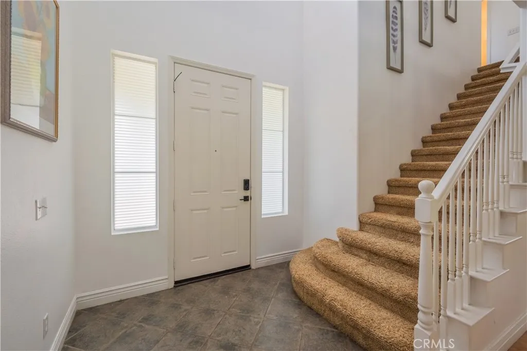 13152 River Oaks Drive, Rancho Cucamonga, California 91739 home-pic-2