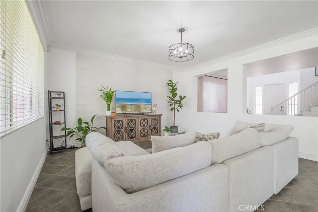 13152 River Oaks Drive, Rancho Cucamonga, California 91739 home-pic-9