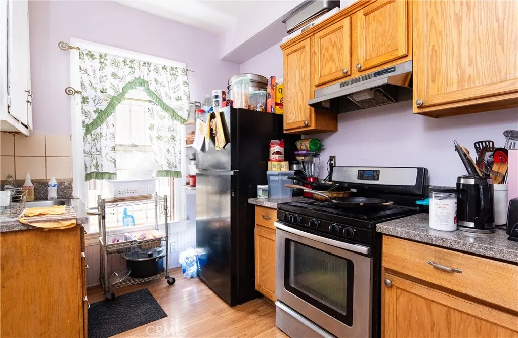 2006 W 12th Street, Los Angeles, California 90006 home-pic-6