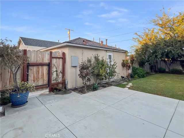 122 S Lime Street, Orange, California 92868