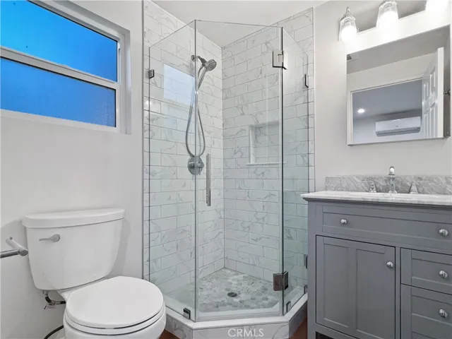124 S Lime Street, Orange, California 92868