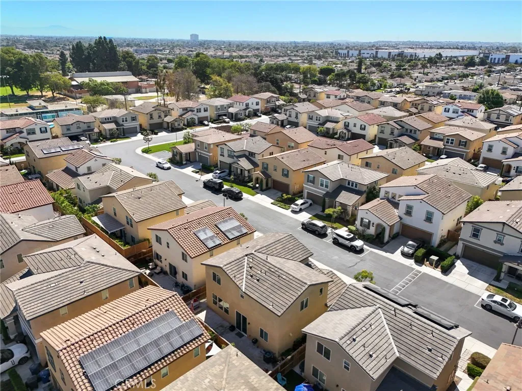 825 Sweetbay Lane, Los Angeles, California 90059 home-pic-39