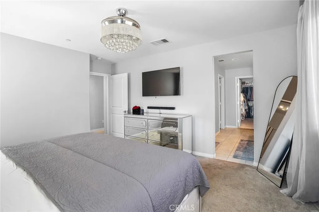 825 Sweetbay Lane, Los Angeles, California 90059 home-pic-27